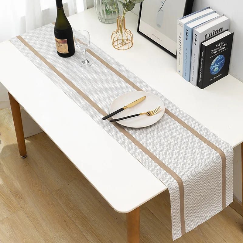 Table runner sets