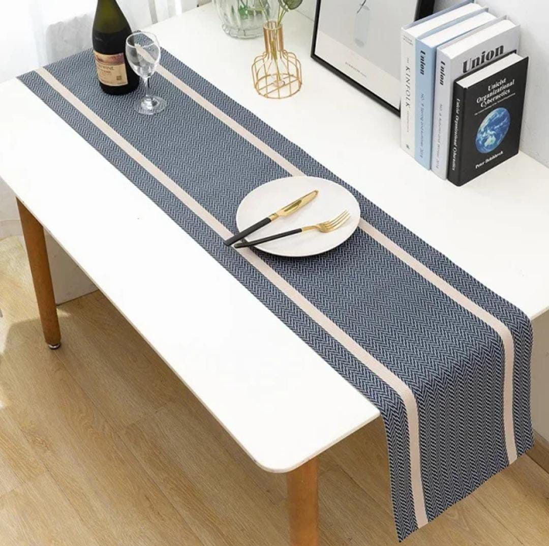 Table runner sets