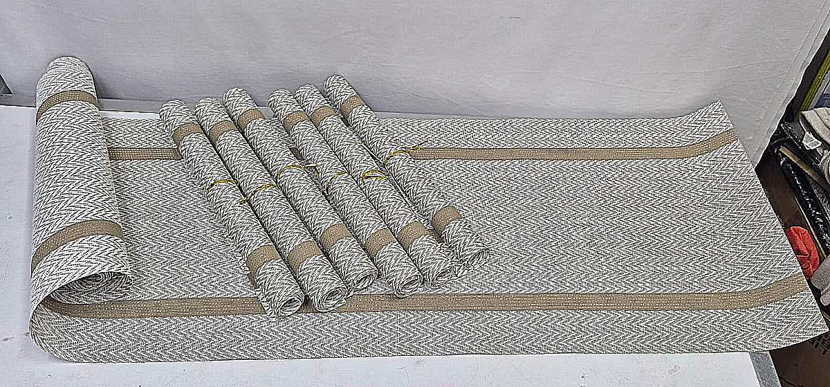 Table runner sets